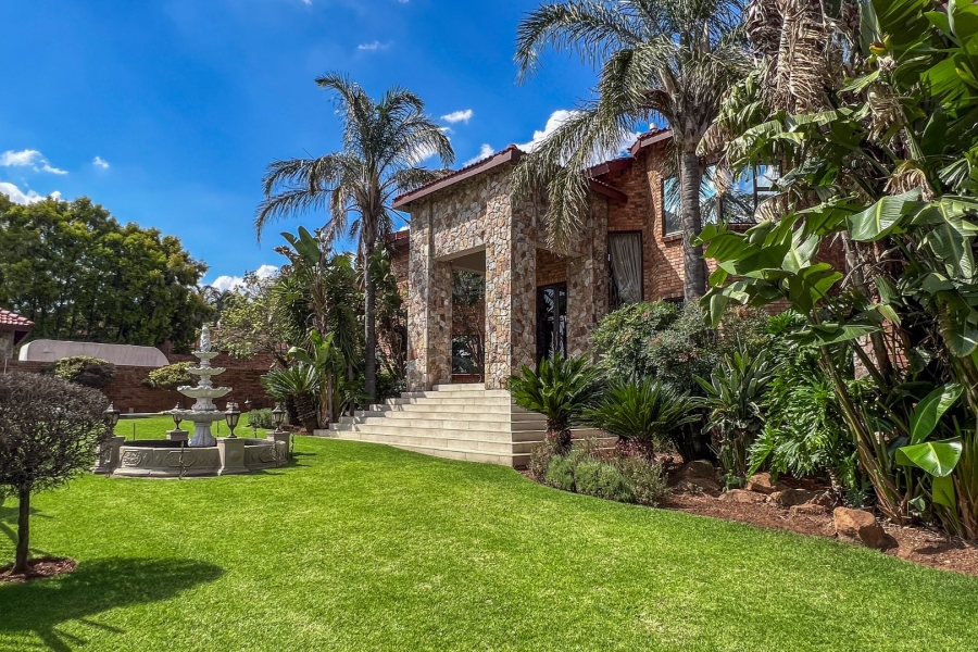6 Bedroom Property for Sale in Meyersdal Gauteng