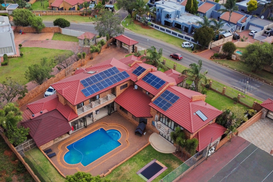 6 Bedroom Property for Sale in Meyersdal Gauteng