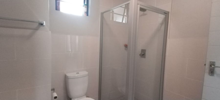 2 Bedroom Property for Sale in Rooihuiskraal North Gauteng