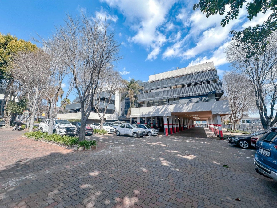 To Let commercial Property for Rent in Cresta Gauteng