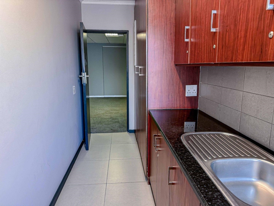 To Let commercial Property for Rent in Cresta Gauteng