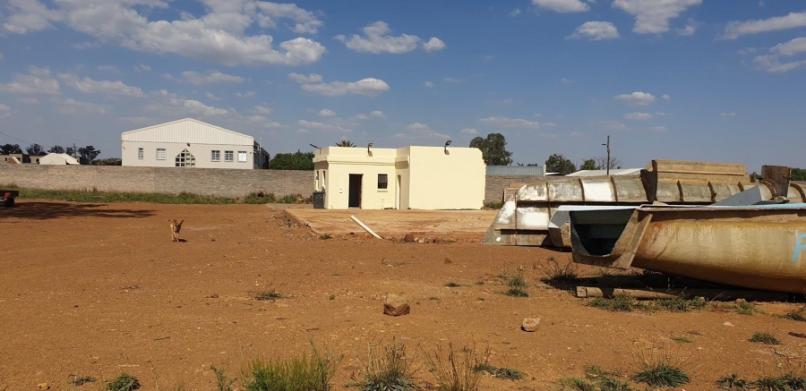 Commercial Property for Sale in Olifantsvlei Gauteng