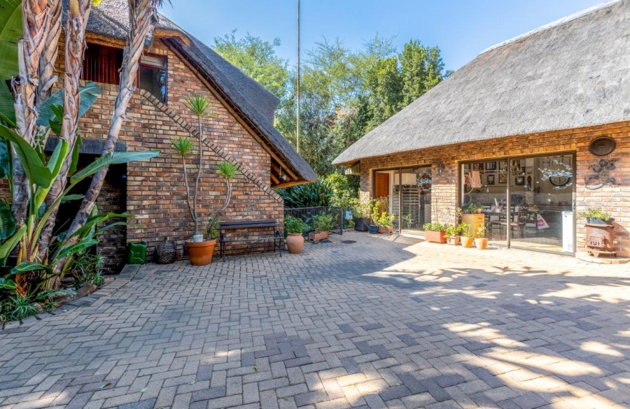 4 Bedroom Property for Sale in Northwold Gauteng