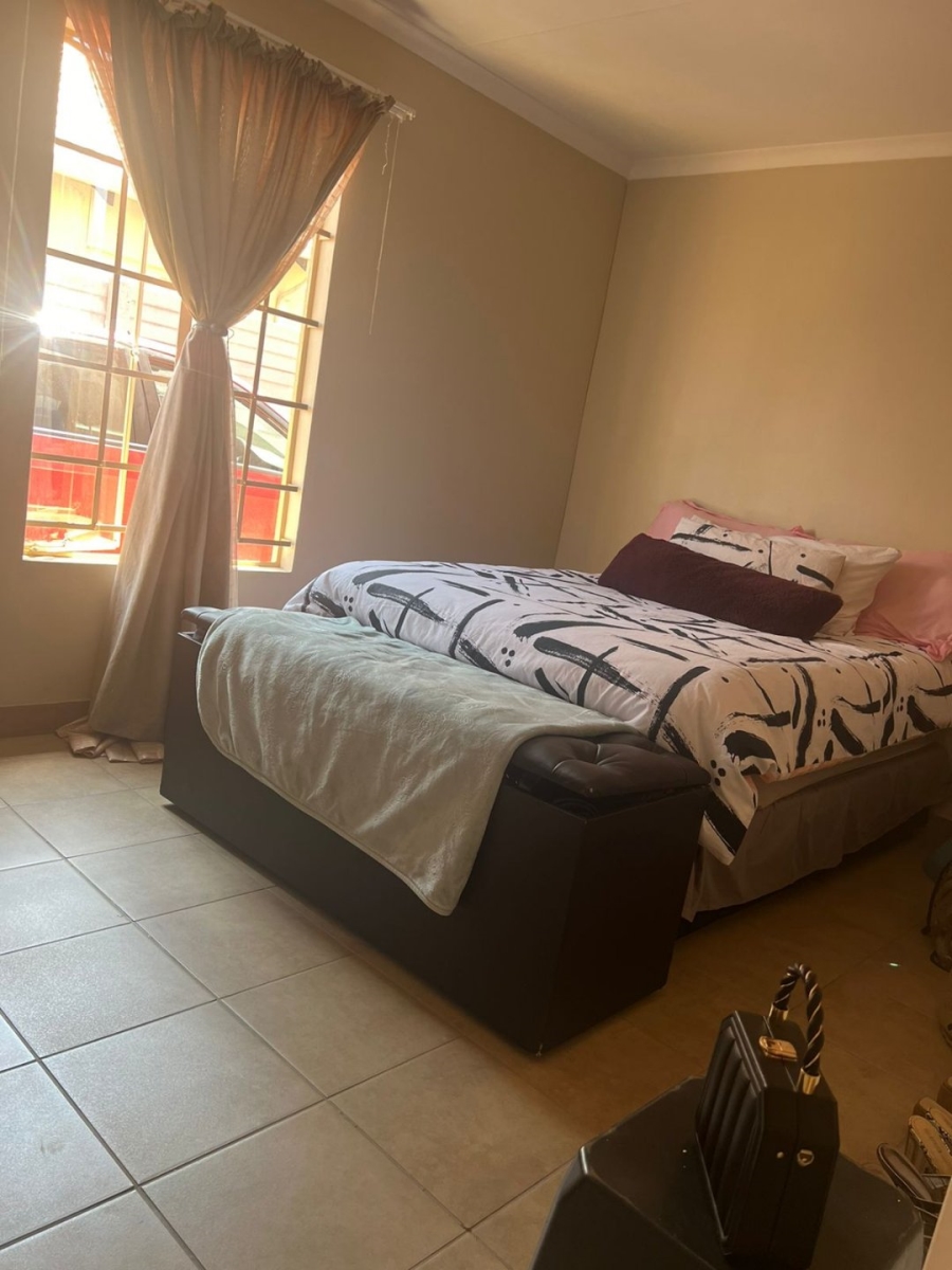 2 Bedroom Property for Sale in Sky City Gauteng