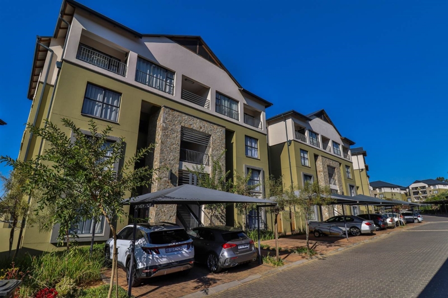 3 Bedroom Property for Sale in Woodmead Gauteng