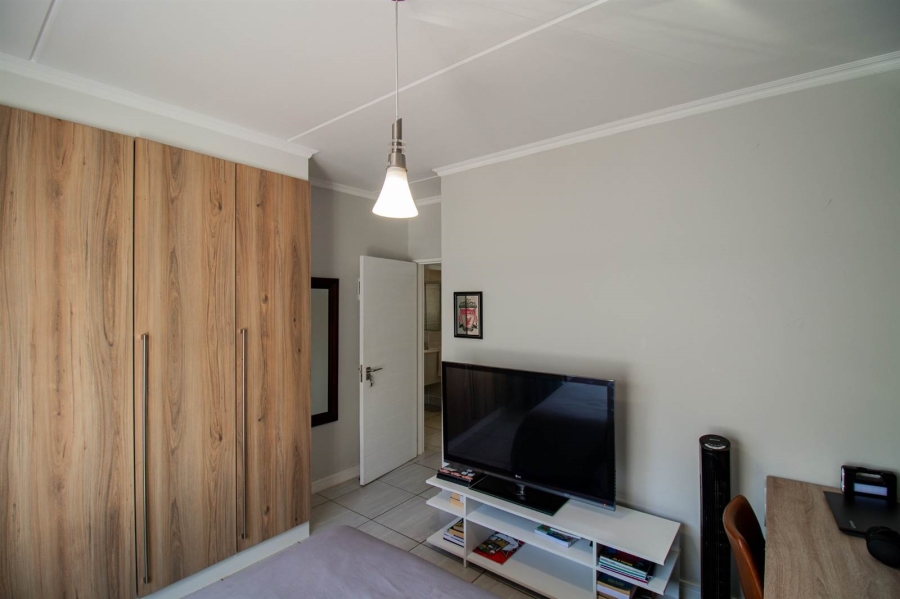 3 Bedroom Property for Sale in Woodmead Gauteng