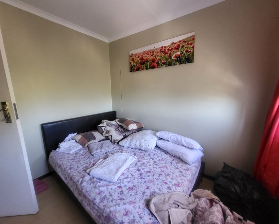 4 Bedroom Property for Sale in Faerie Glen Gauteng