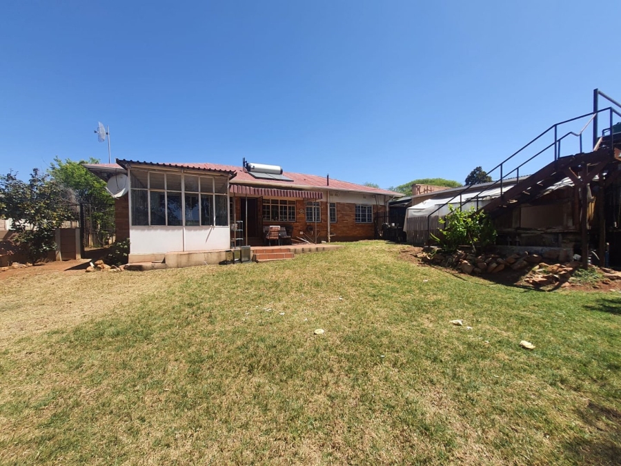 3 Bedroom Property for Sale in Discovery Gauteng