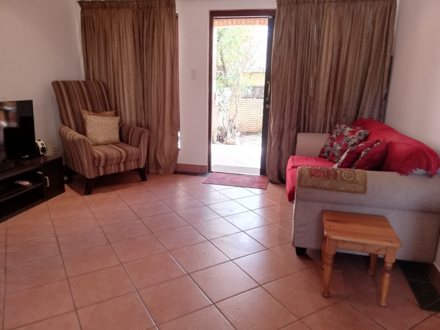 2 Bedroom Property for Sale in Mooikloof Ridge Gauteng