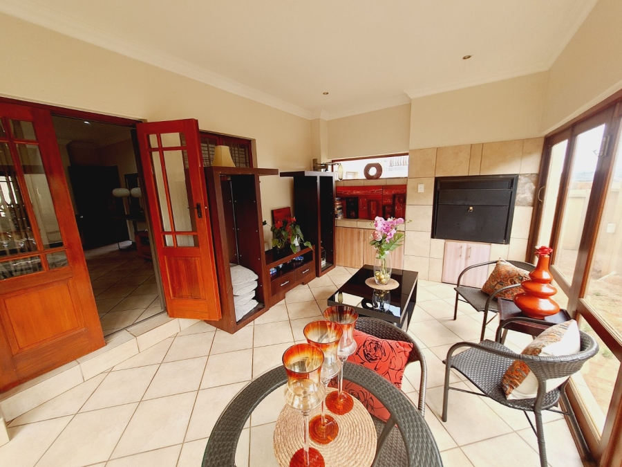 3 Bedroom Property for Sale in Boardwalk Gauteng