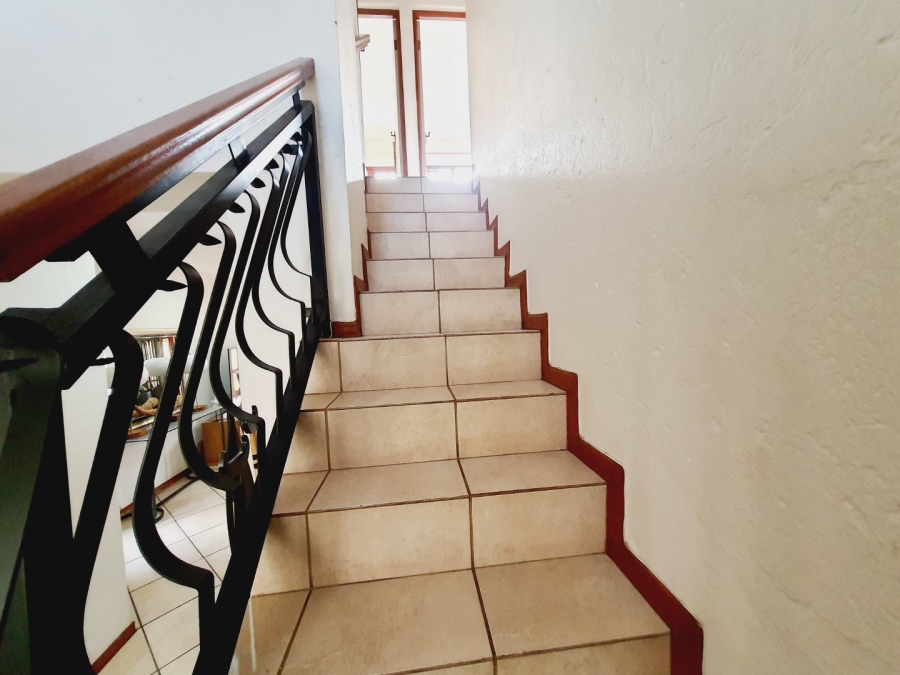 3 Bedroom Property for Sale in Boardwalk Gauteng