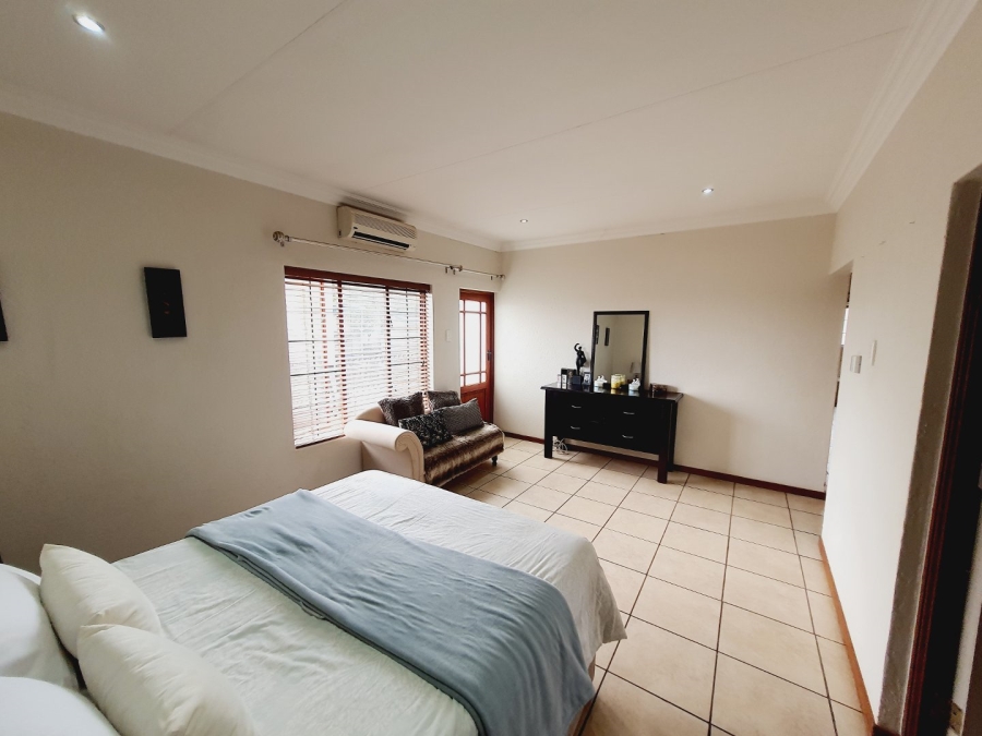 3 Bedroom Property for Sale in Boardwalk Gauteng