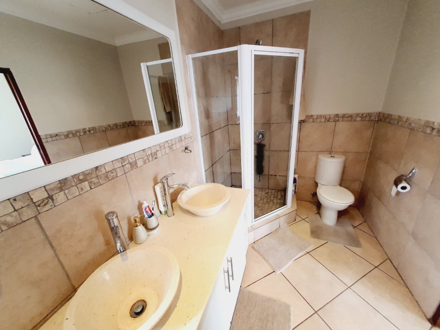 3 Bedroom Property for Sale in Boardwalk Gauteng