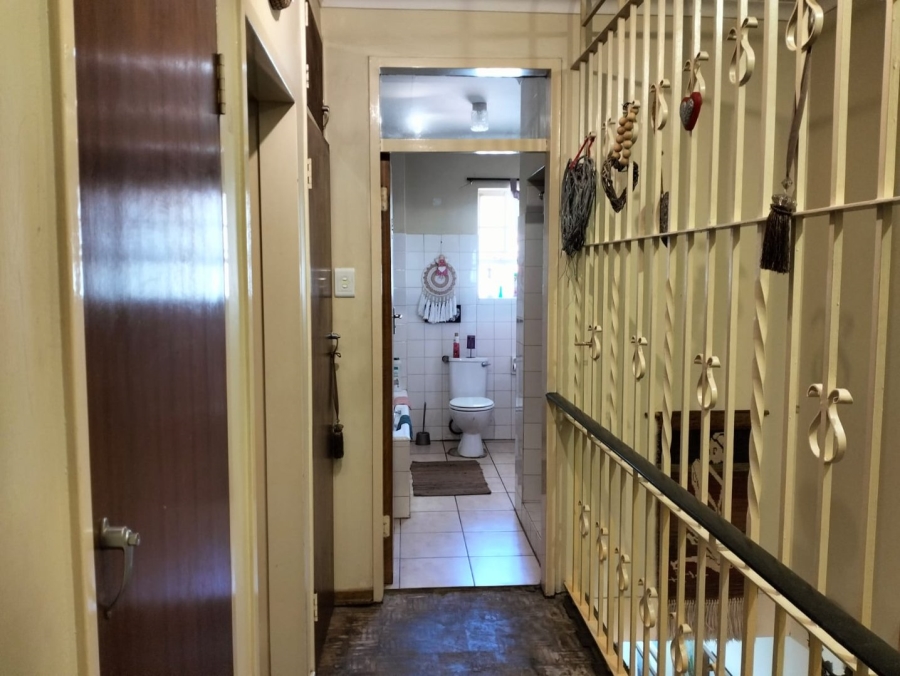 2 Bedroom Property for Sale in Waterkloof Glen Gauteng