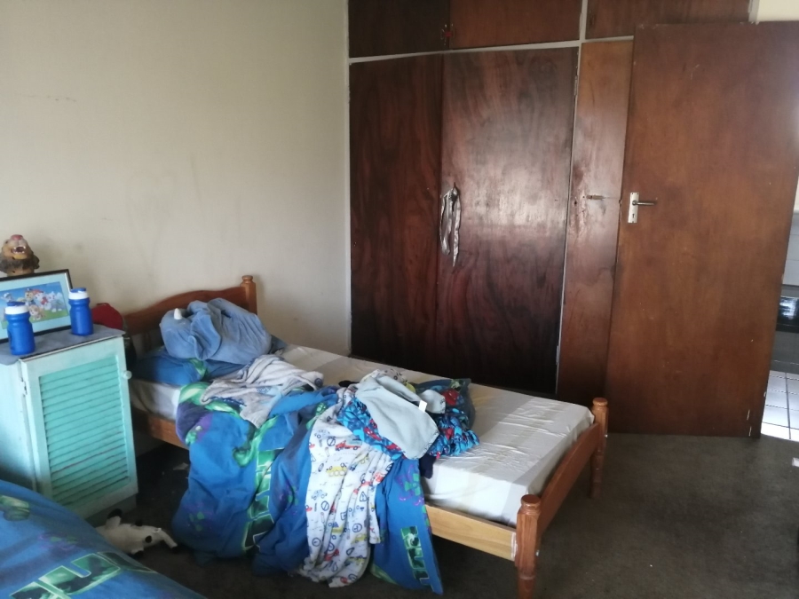 3 Bedroom Property for Sale in Strubenvale Gauteng