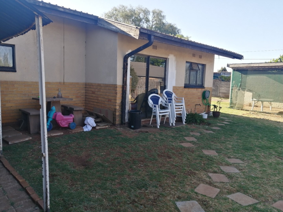 3 Bedroom Property for Sale in Strubenvale Gauteng