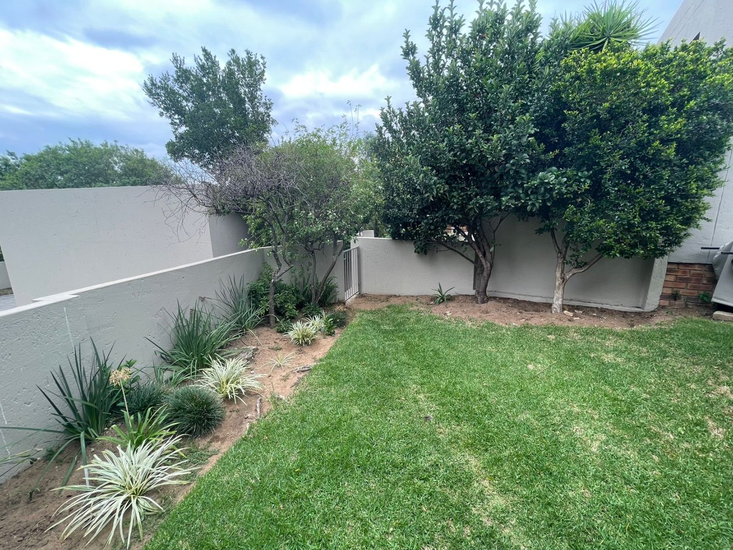 3 Bedroom Property for Sale in Bryanston Gauteng