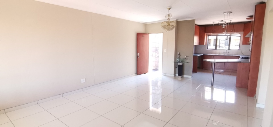 To Let 3 Bedroom Property for Rent in Ridgeway Gauteng