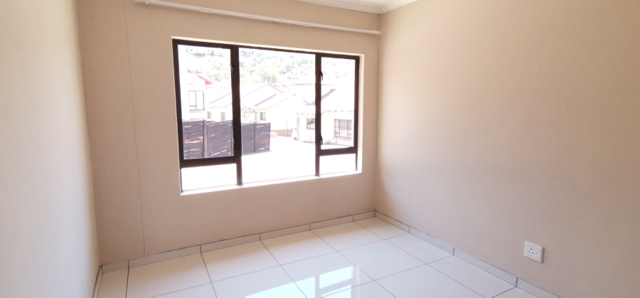 To Let 3 Bedroom Property for Rent in Ridgeway Gauteng