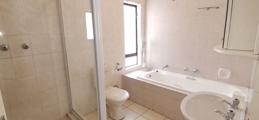 To Let 3 Bedroom Property for Rent in Ridgeway Gauteng