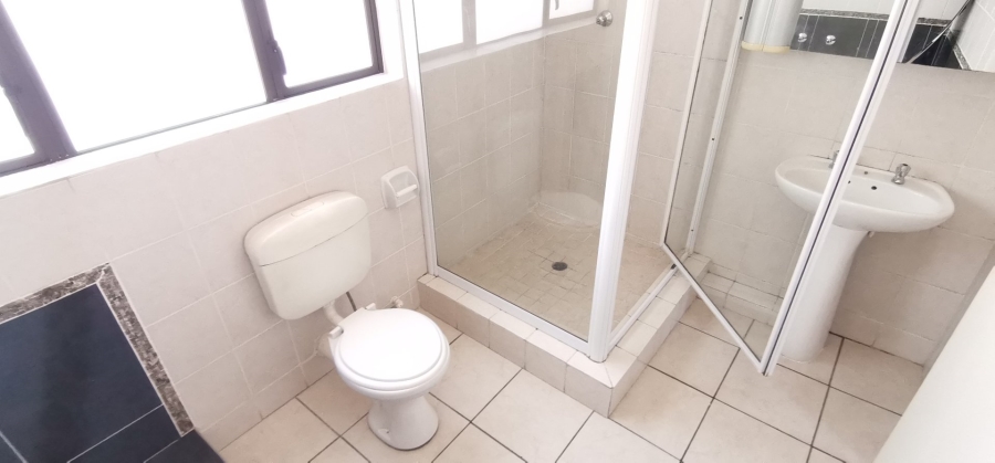 To Let 3 Bedroom Property for Rent in Ridgeway Gauteng