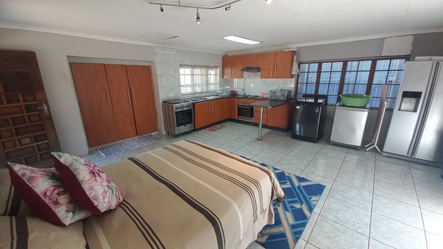 3 Bedroom Property for Sale in Witpoortjie Gauteng