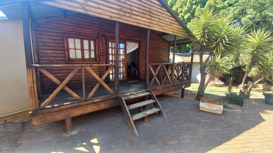 3 Bedroom Property for Sale in Witpoortjie Gauteng