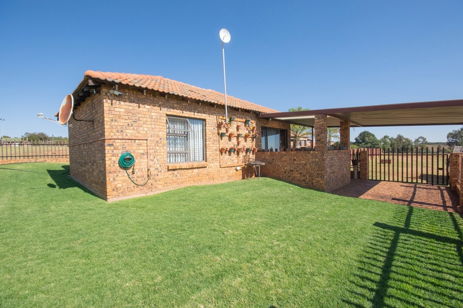 4 Bedroom Property for Sale in Bothas Geluk Gauteng