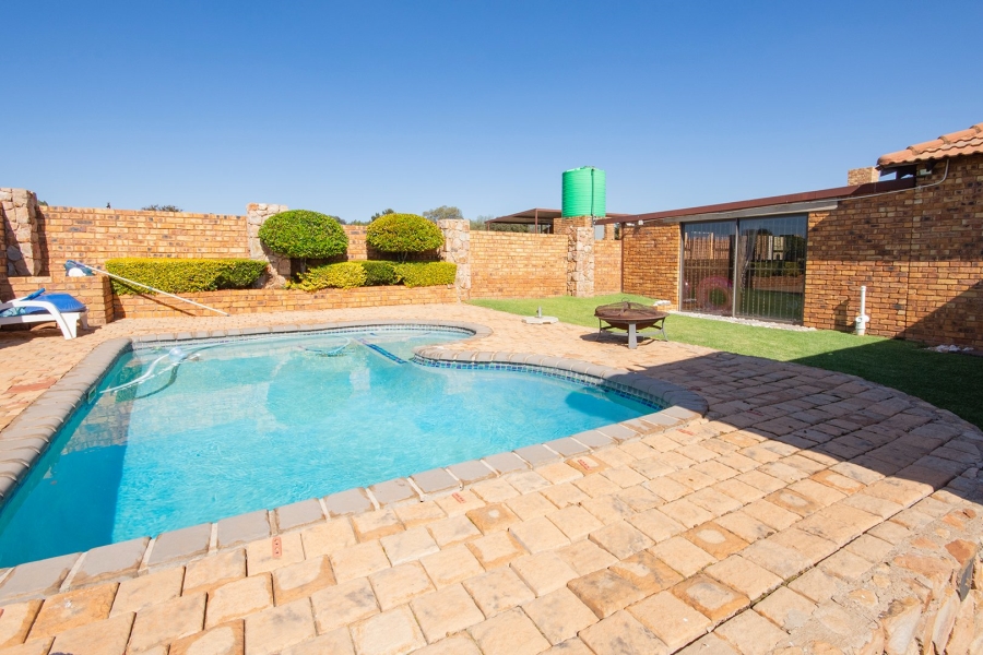 4 Bedroom Property for Sale in Bothas Geluk Gauteng