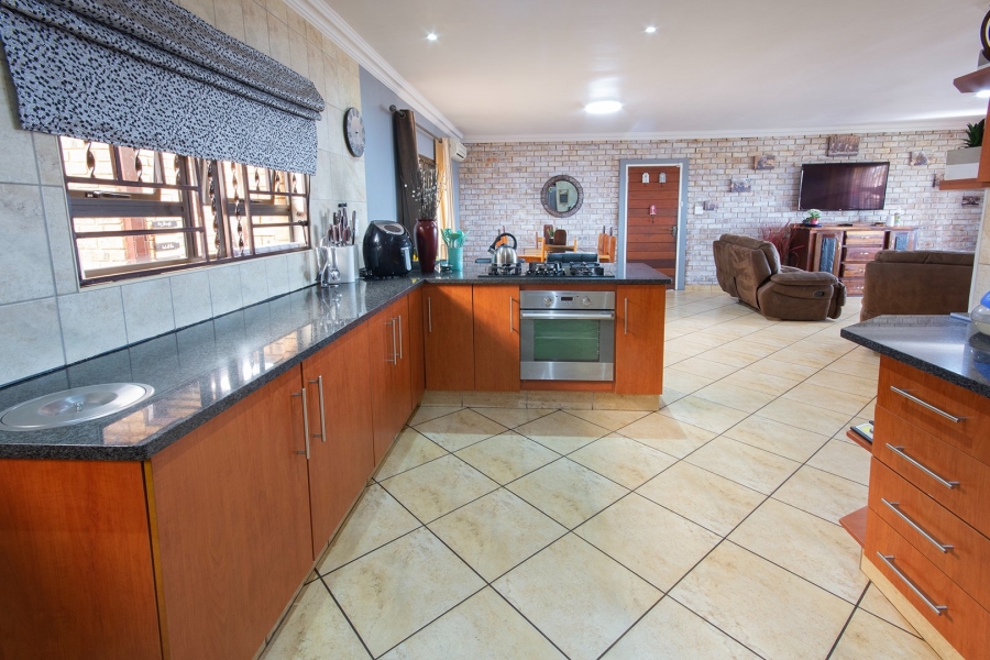 4 Bedroom Property for Sale in Bothas Geluk Gauteng