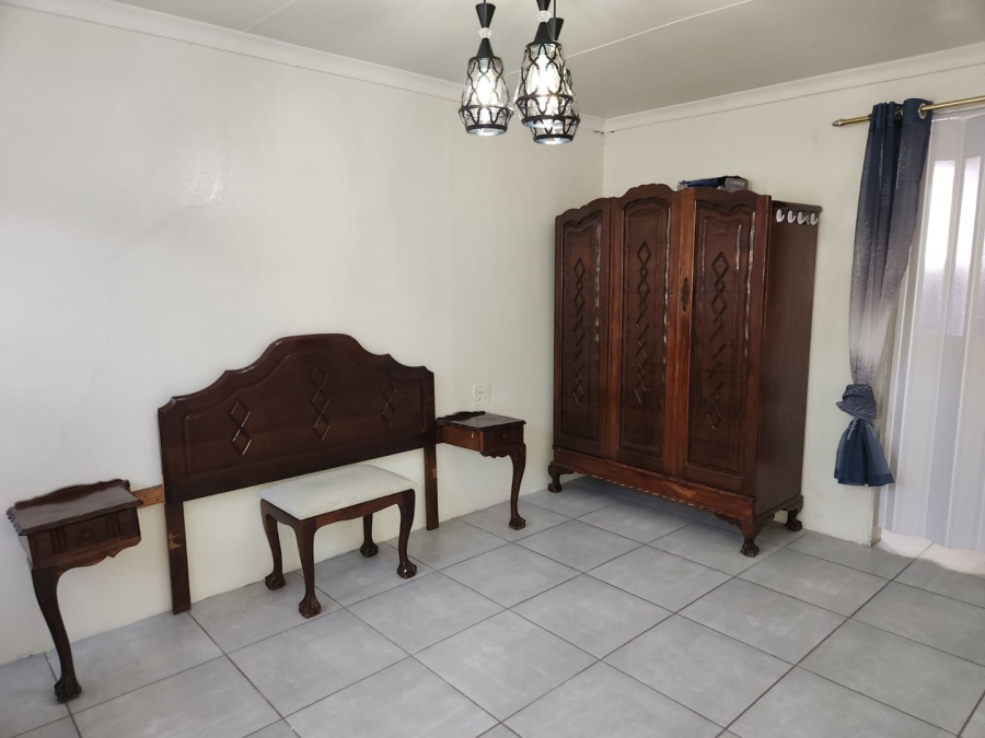 To Let 1 Bedroom Property for Rent in Gillview Gauteng