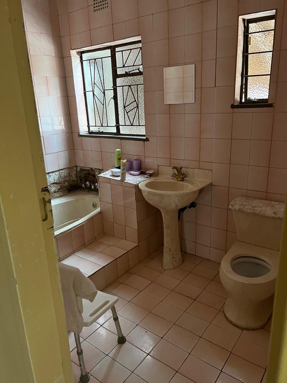  Bedroom Property for Sale in Laudium Ext 2 Gauteng