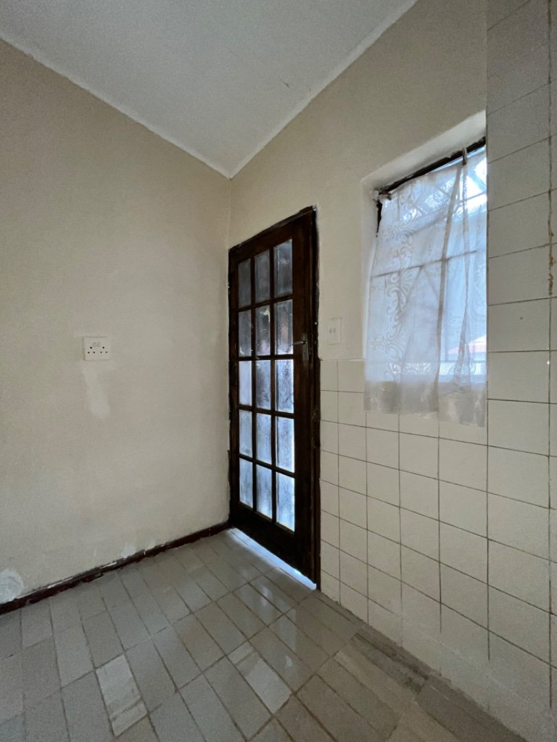  Bedroom Property for Sale in Laudium Ext 2 Gauteng