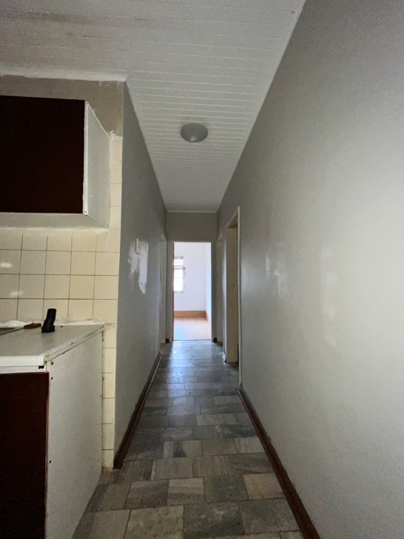  Bedroom Property for Sale in Laudium Ext 2 Gauteng