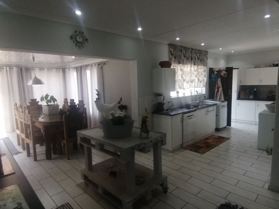 4 Bedroom Property for Sale in Brackenhurst Gauteng