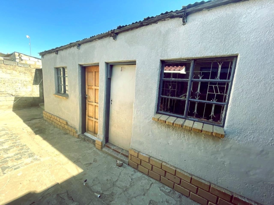 9 Bedroom Property for Sale in Tembisa Central Gauteng