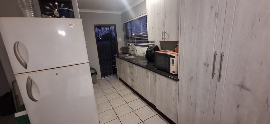 To Let 2 Bedroom Property for Rent in Rietvalleirand Gauteng