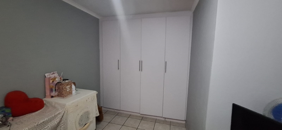 To Let 2 Bedroom Property for Rent in Rietvalleirand Gauteng