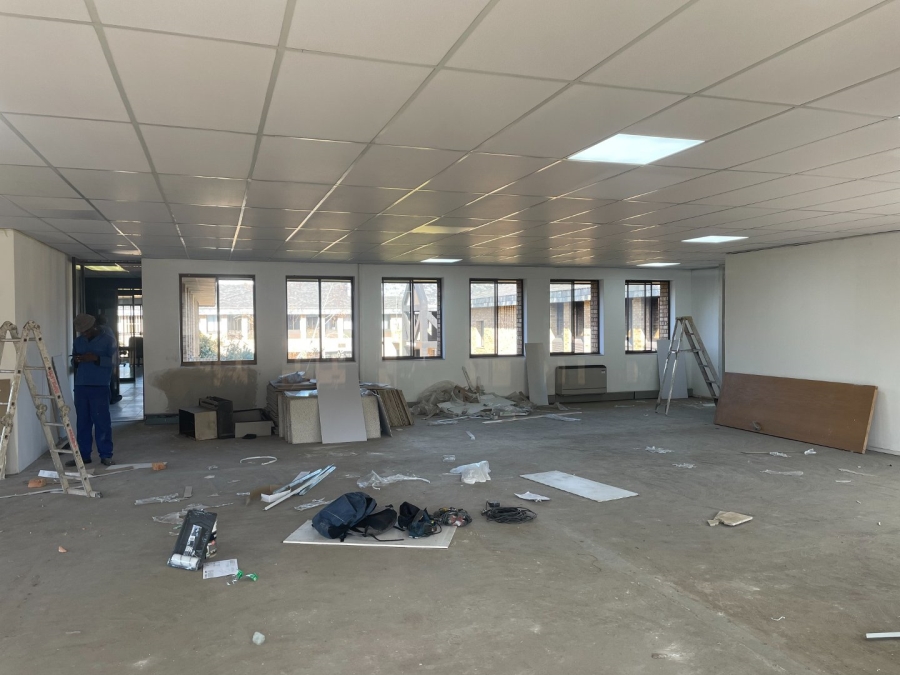 To Let commercial Property for Rent in Vorna Valley Gauteng