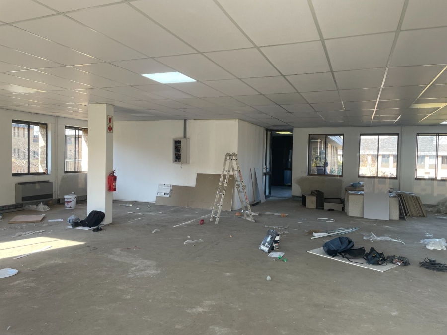 To Let commercial Property for Rent in Vorna Valley Gauteng