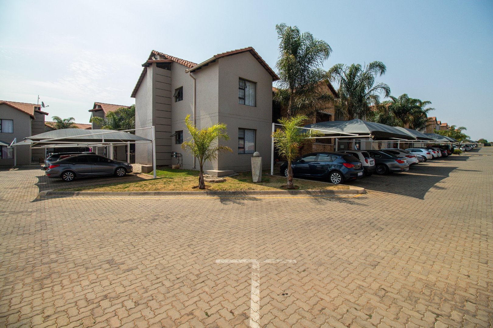 2 Bedroom Property for Sale in Brentwood Park AH Gauteng