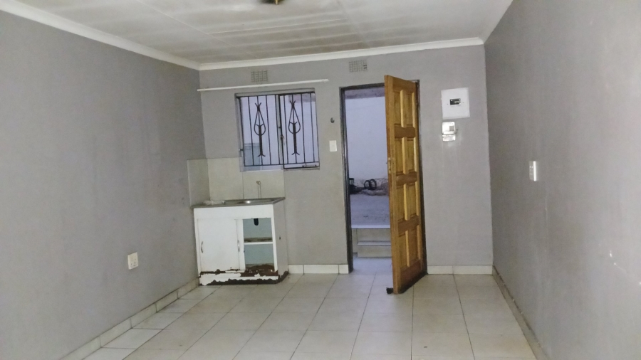 4 Bedroom Property for Sale in Rosettenville Gauteng