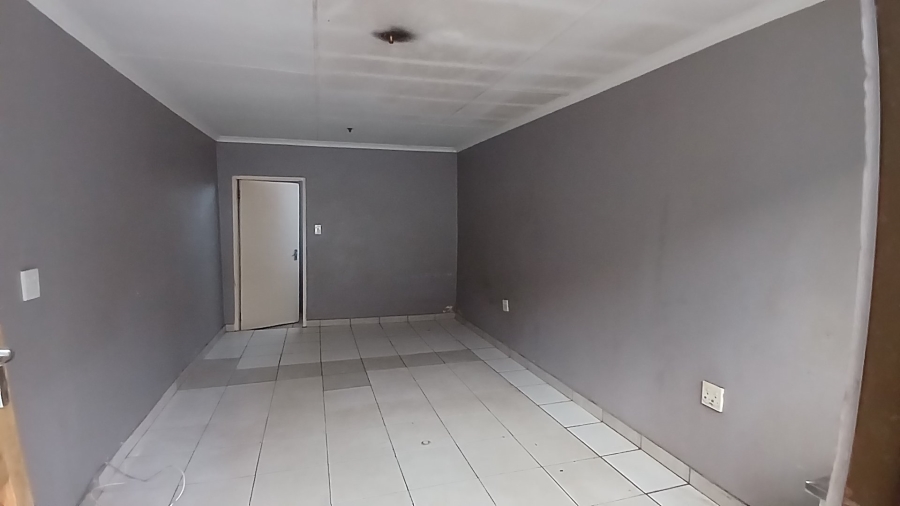 4 Bedroom Property for Sale in Rosettenville Gauteng