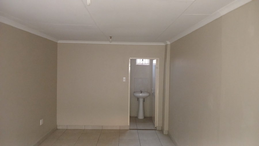 4 Bedroom Property for Sale in Rosettenville Gauteng