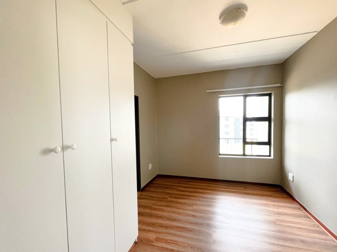 To Let 1 Bedroom Property for Rent in Glen Austin Gauteng