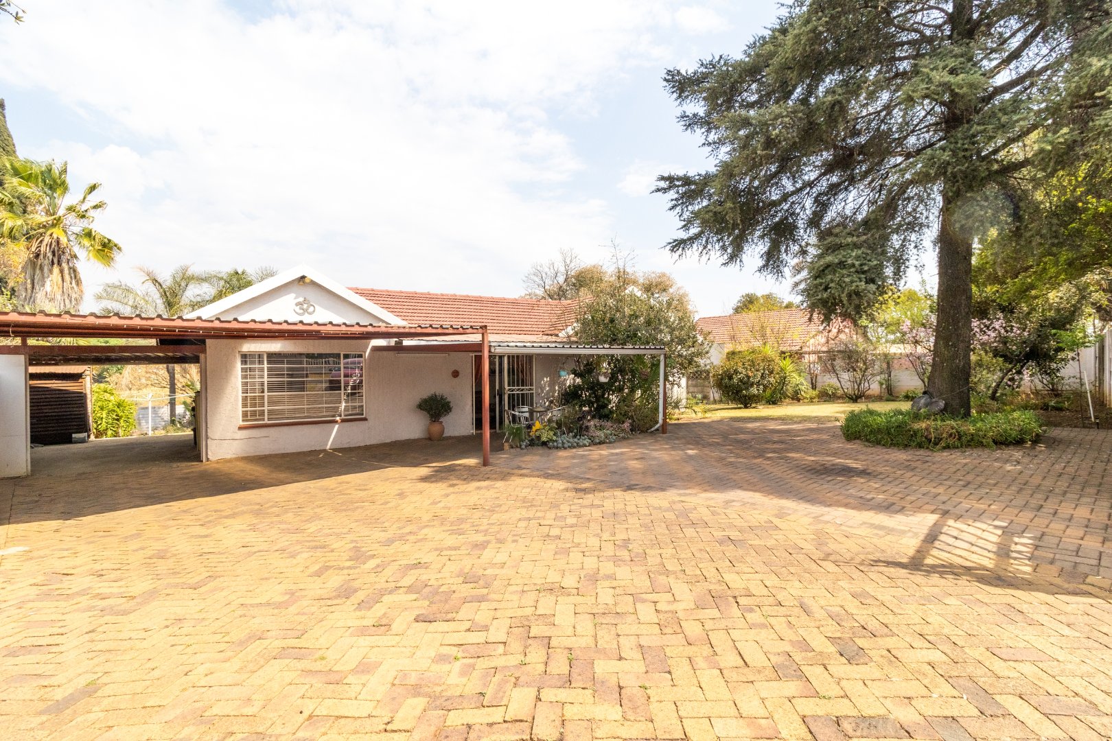 4 Bedroom Property for Sale in Illiondale Gauteng