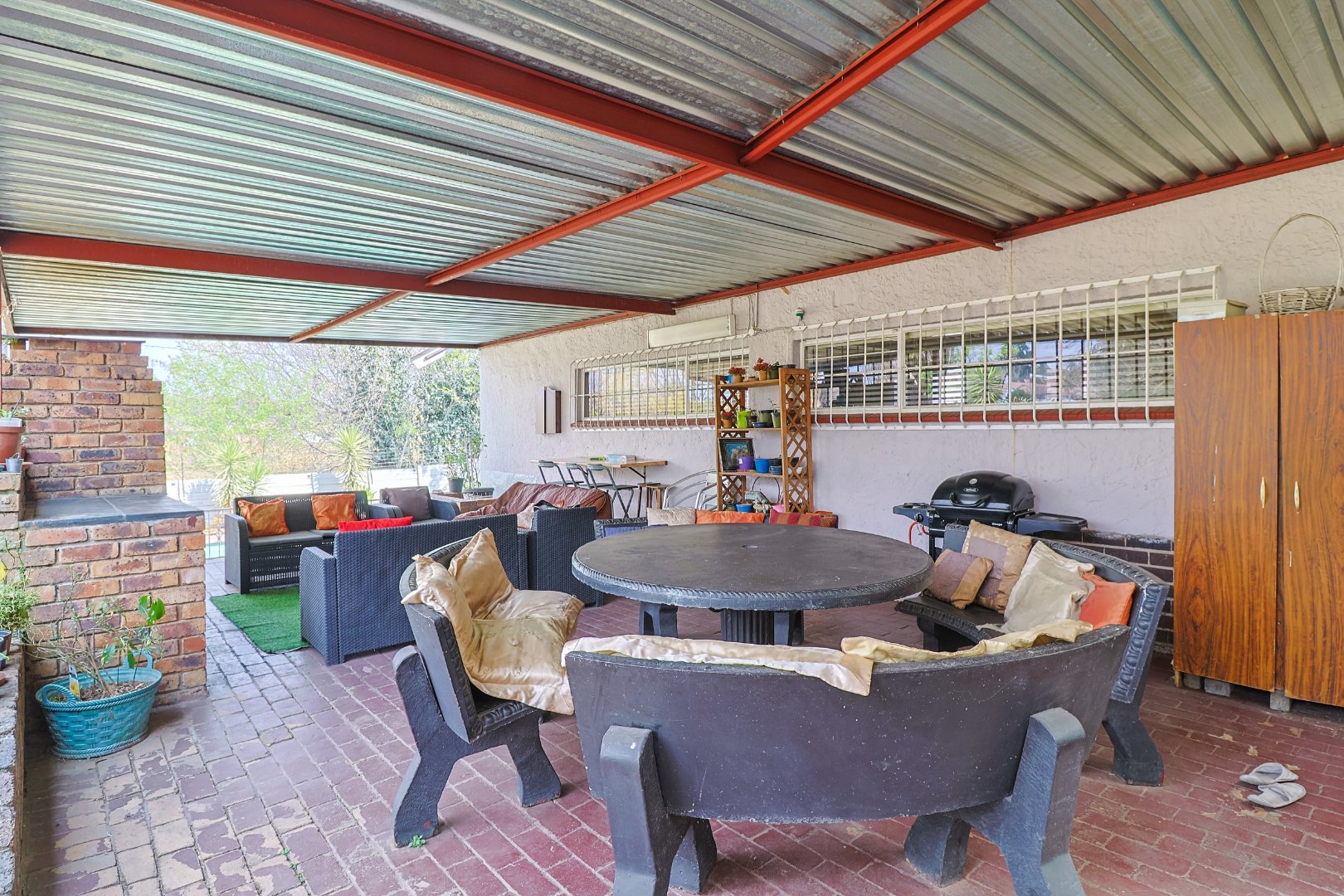 4 Bedroom Property for Sale in Illiondale Gauteng