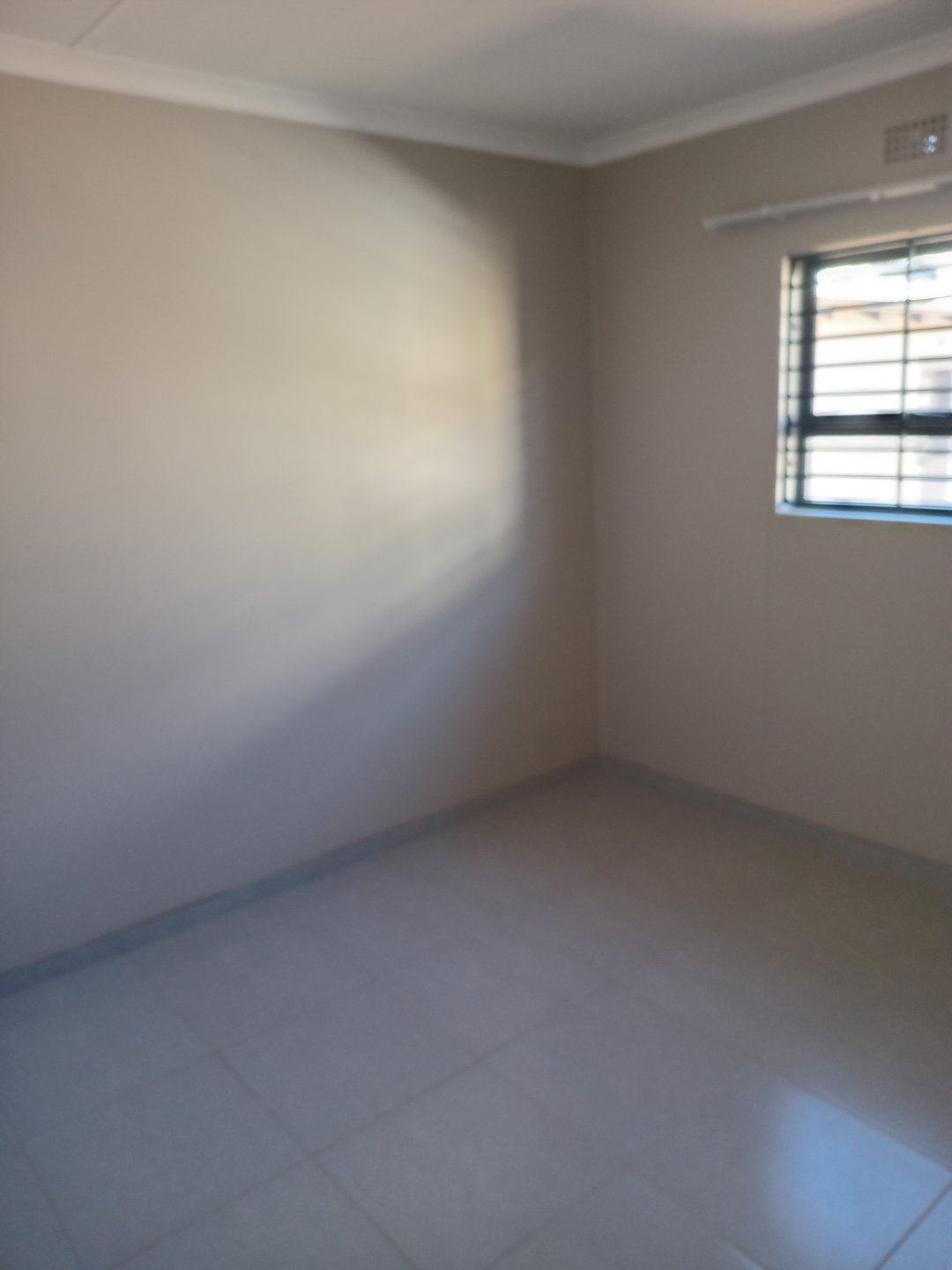 To Let 2 Bedroom Property for Rent in Clayville Gauteng