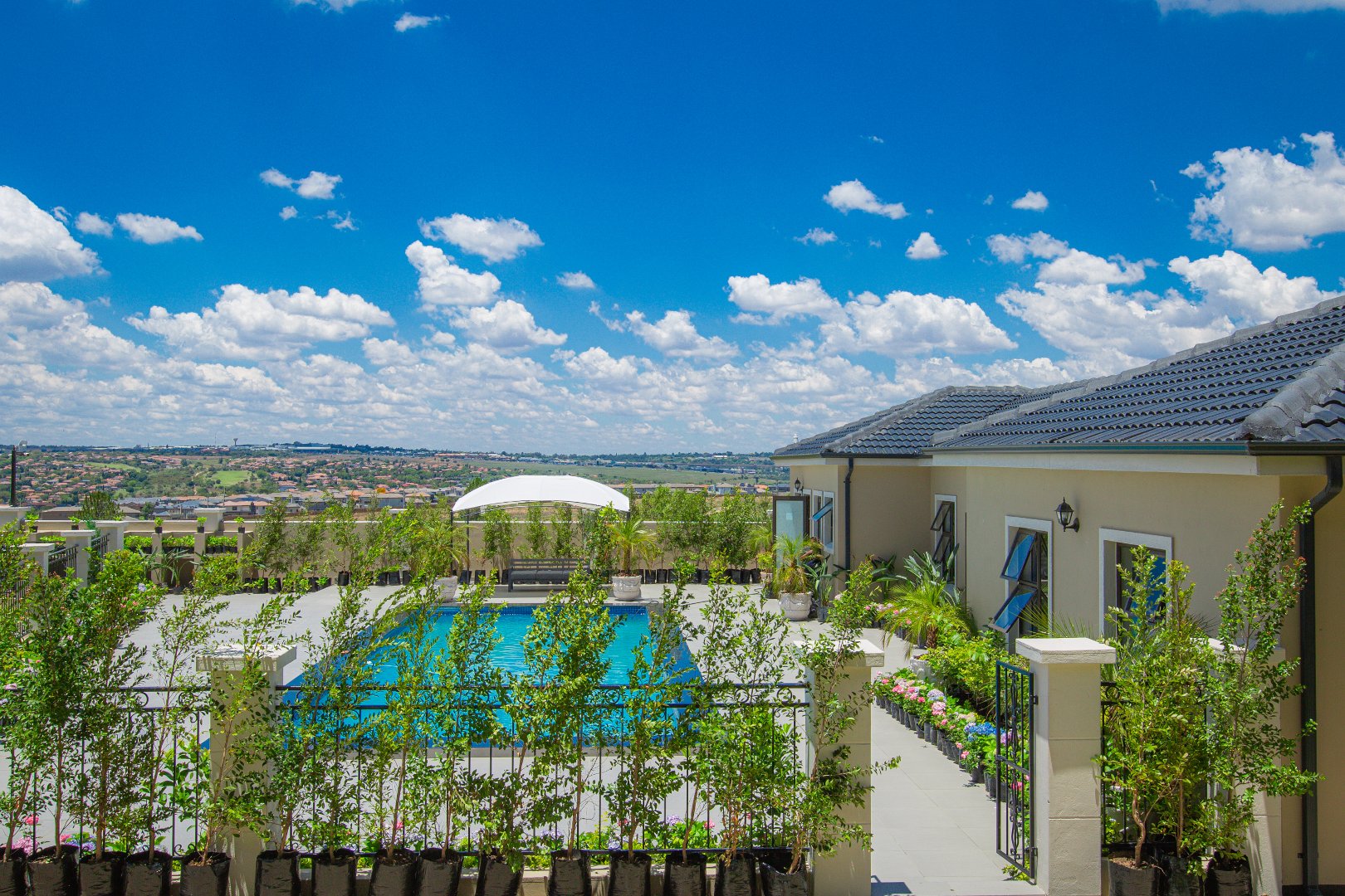 To Let 2 Bedroom Property for Rent in Blue Hills Gauteng