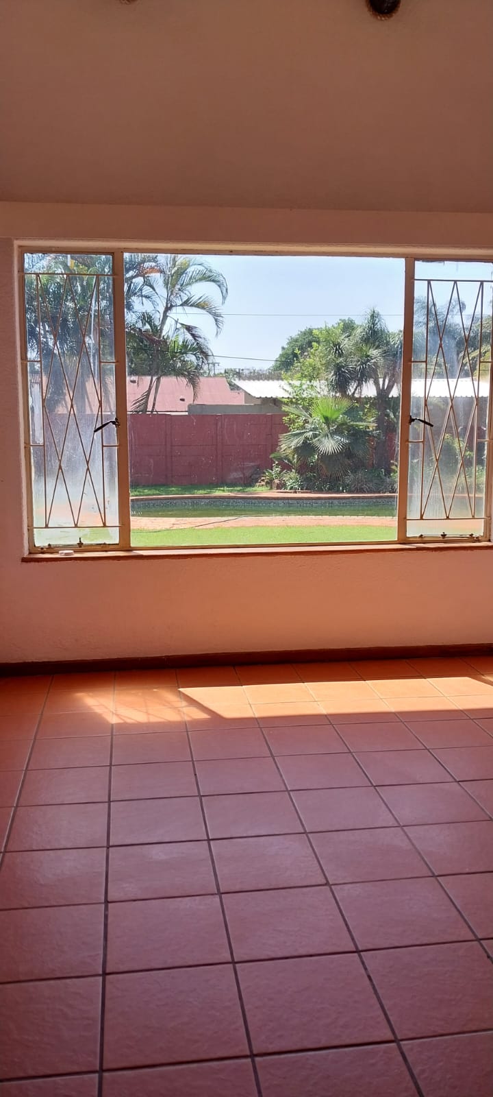 To Let 8 Bedroom Property for Rent in Annlin Gauteng